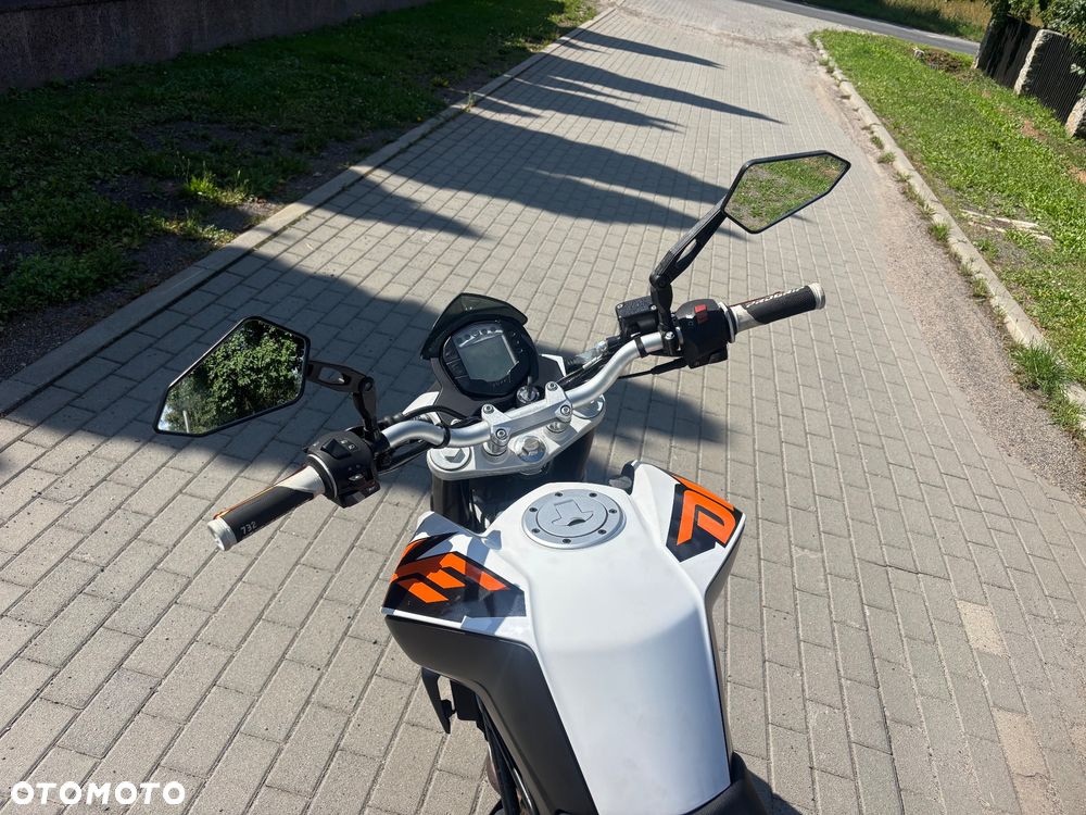 KTM Duke 125 - 10