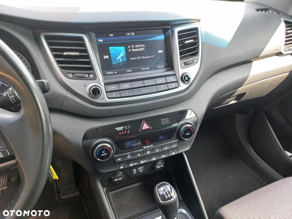 Hyundai Tucson blue 1.7 CRDi 2WD Style - 30