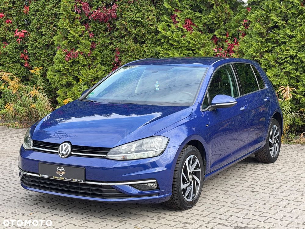 Volkswagen Golf - 11