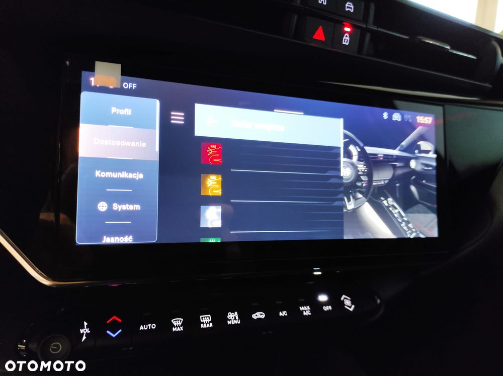 Alfa Romeo Junior 1.2 mHEV Ti eDCT - 19