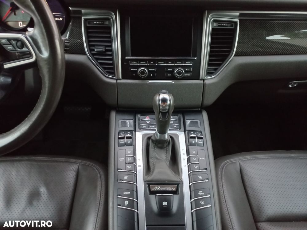 Porsche Macan 3.0 PDK S - 25