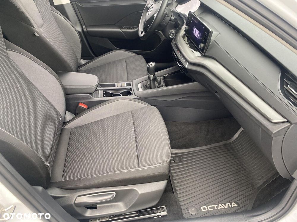 Skoda Octavia - 14