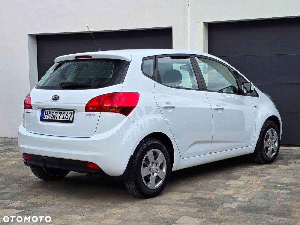 Kia Venga - 17