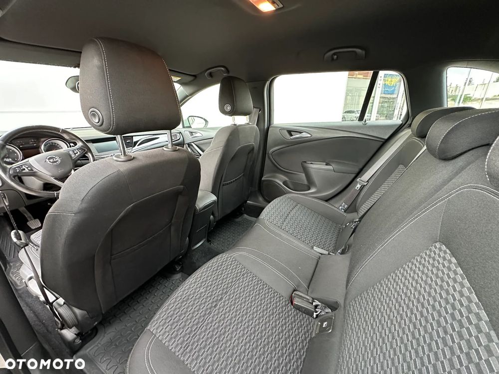 Opel Astra 1.6 CDTI Enjoy S&S - 8