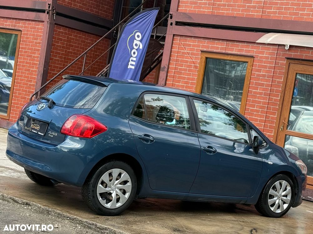 Toyota Auris - 22