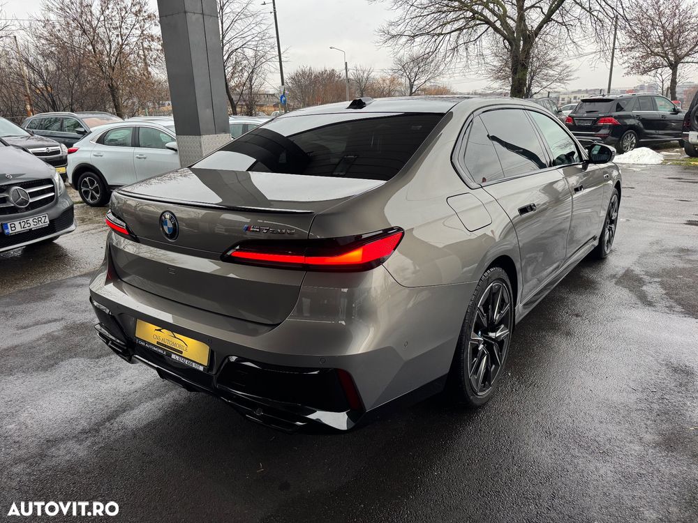 BMW M7 M760e xDrive AT PHEV - 5