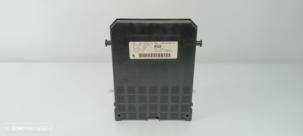 CAIXA DE RELÉS/ FUSÍVEIS PEUGEOT 307 (S1) XN - 5