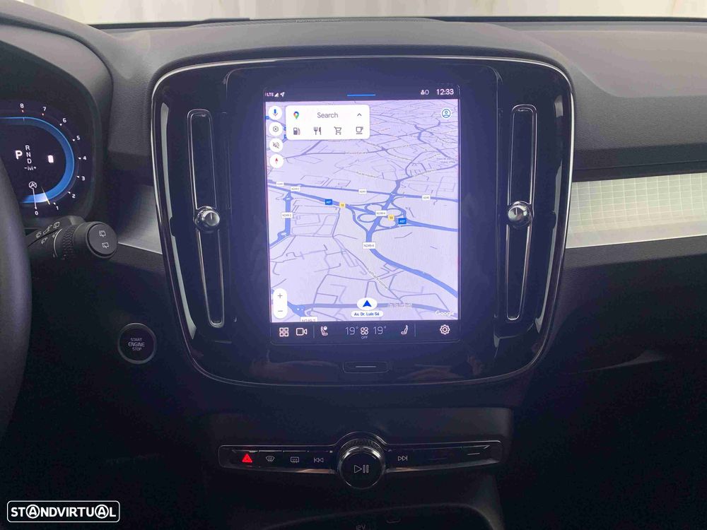 Volvo XC 40 2.0 B3 Plus Dark - 11