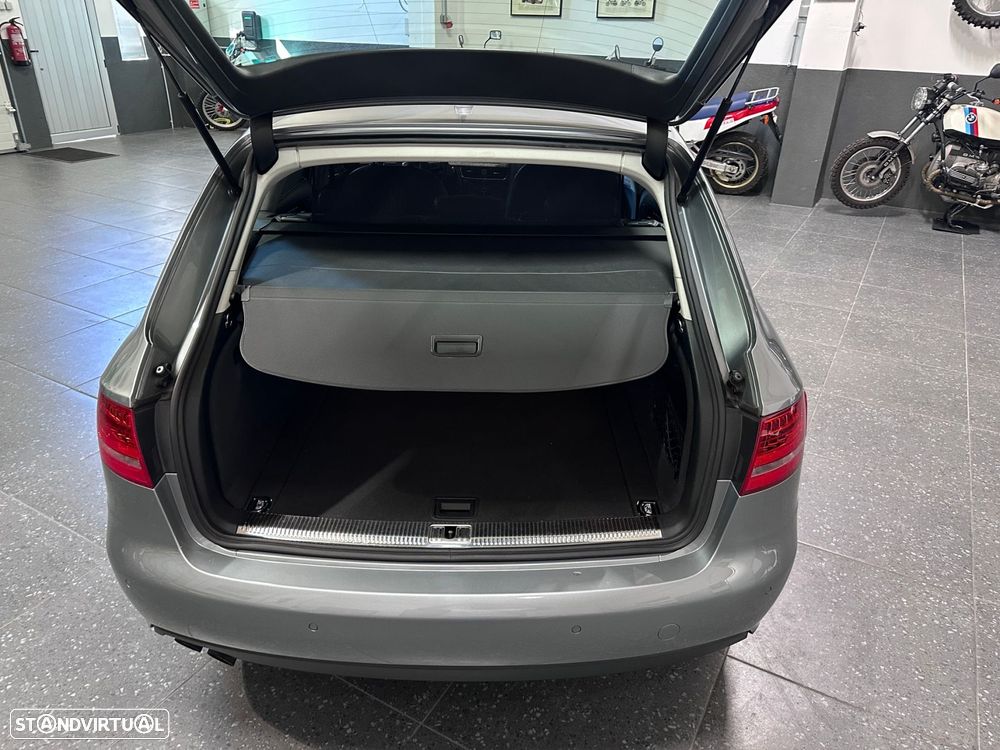 Audi A4 Avant 2.0 TDI exclusive - 23