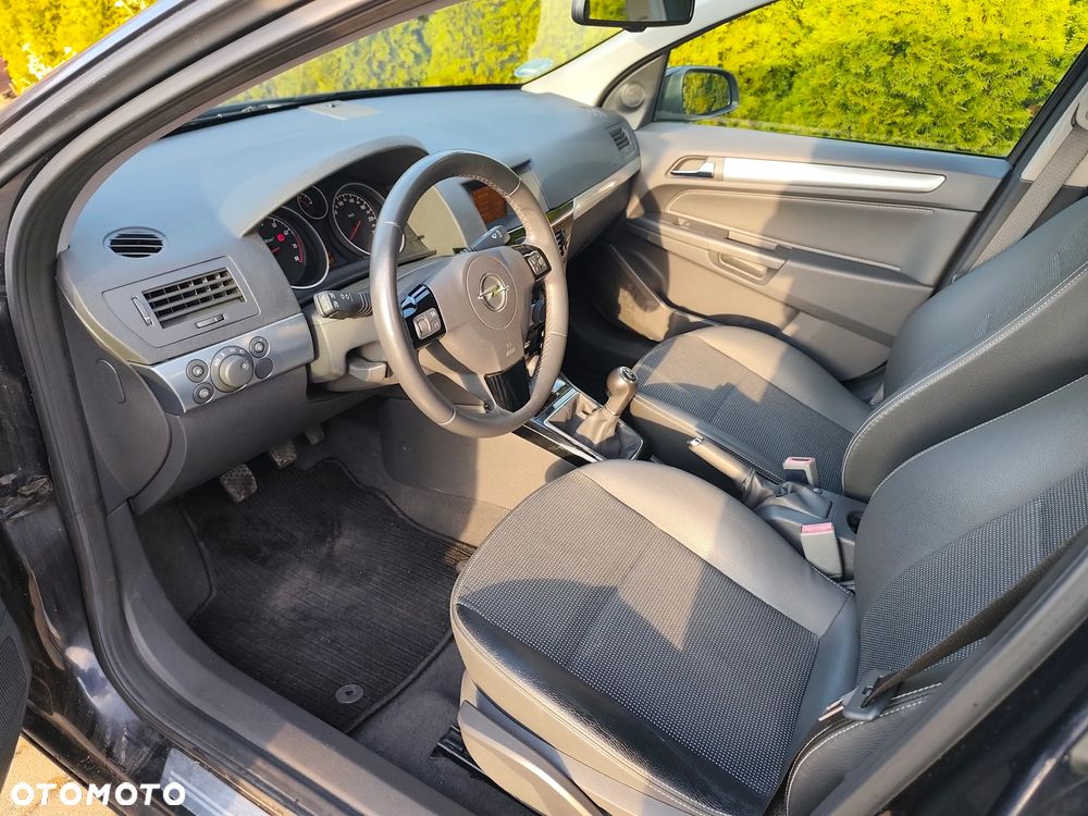 Opel Astra 1.6 Active - 9