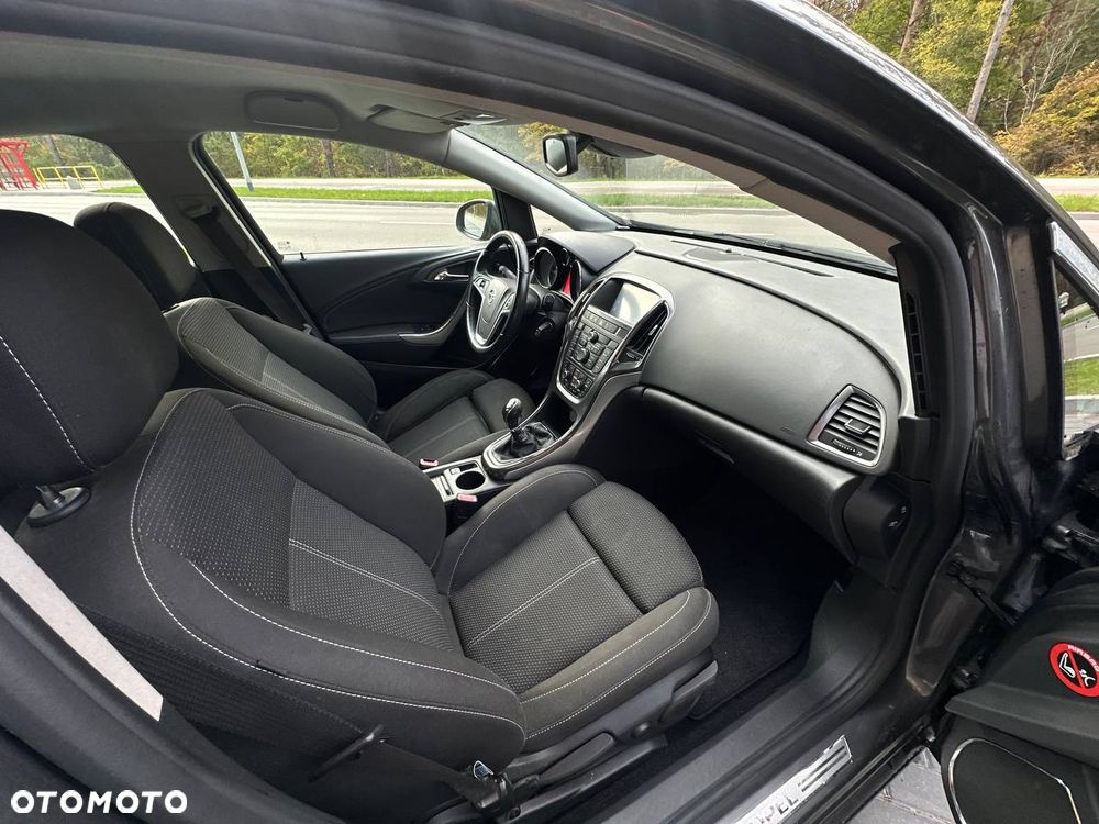 Opel Astra 1.4 Turbo Cosmo - 12