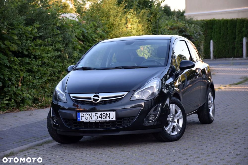 Opel Corsa 1.4 16V Cosmo - 4