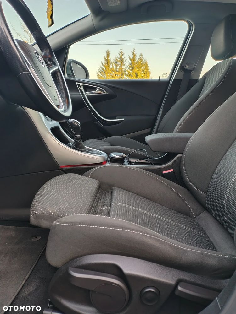 Opel Astra 1.6 Turbo Innovation - 15