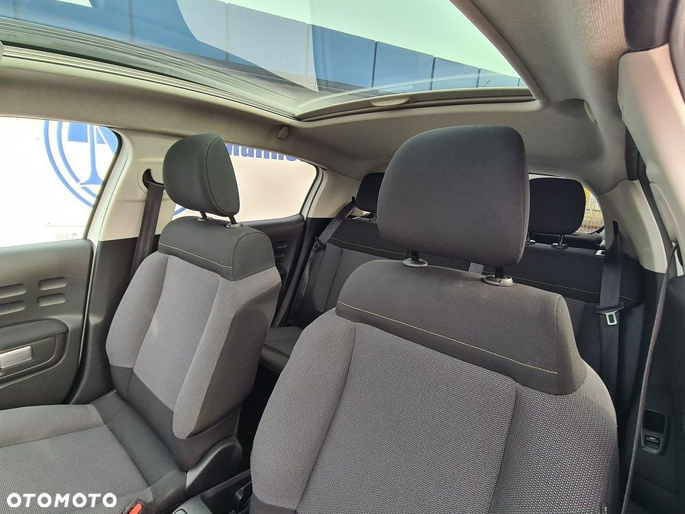 Citroën C3 1.2 PureTech Shine EAT6 - 27
