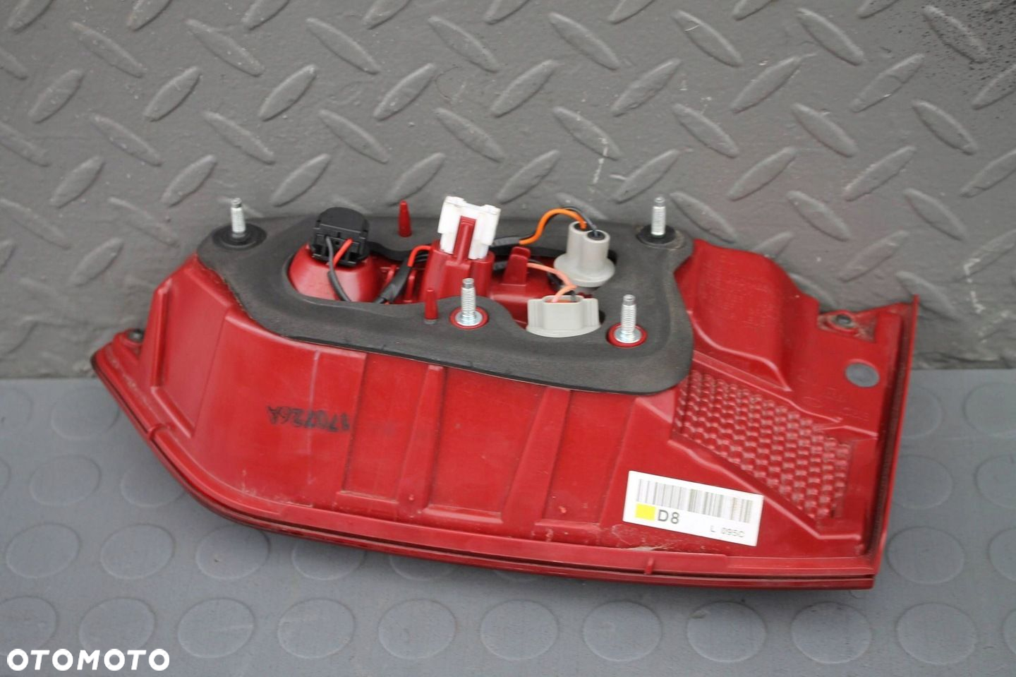 LAMPA W KLAPE LEWY TYŁ LEWA TYLNA KIA OPTIMA IV KOMBI 15-20 - 4