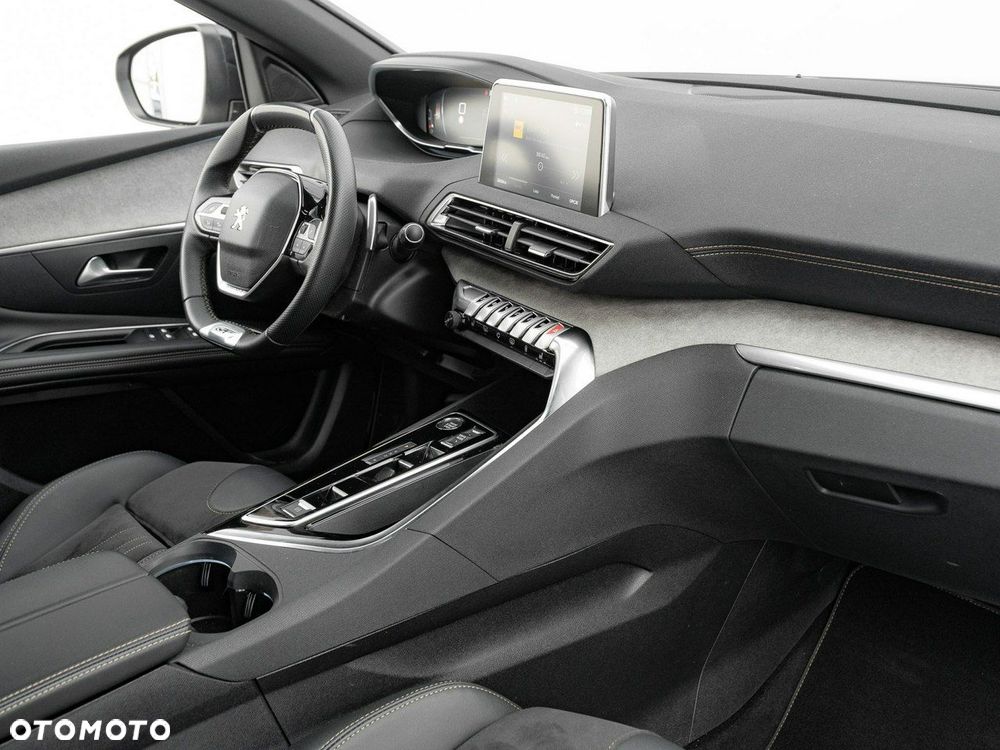 Peugeot 3008 1.5 BlueHDi GT S&S EAT8 - 38
