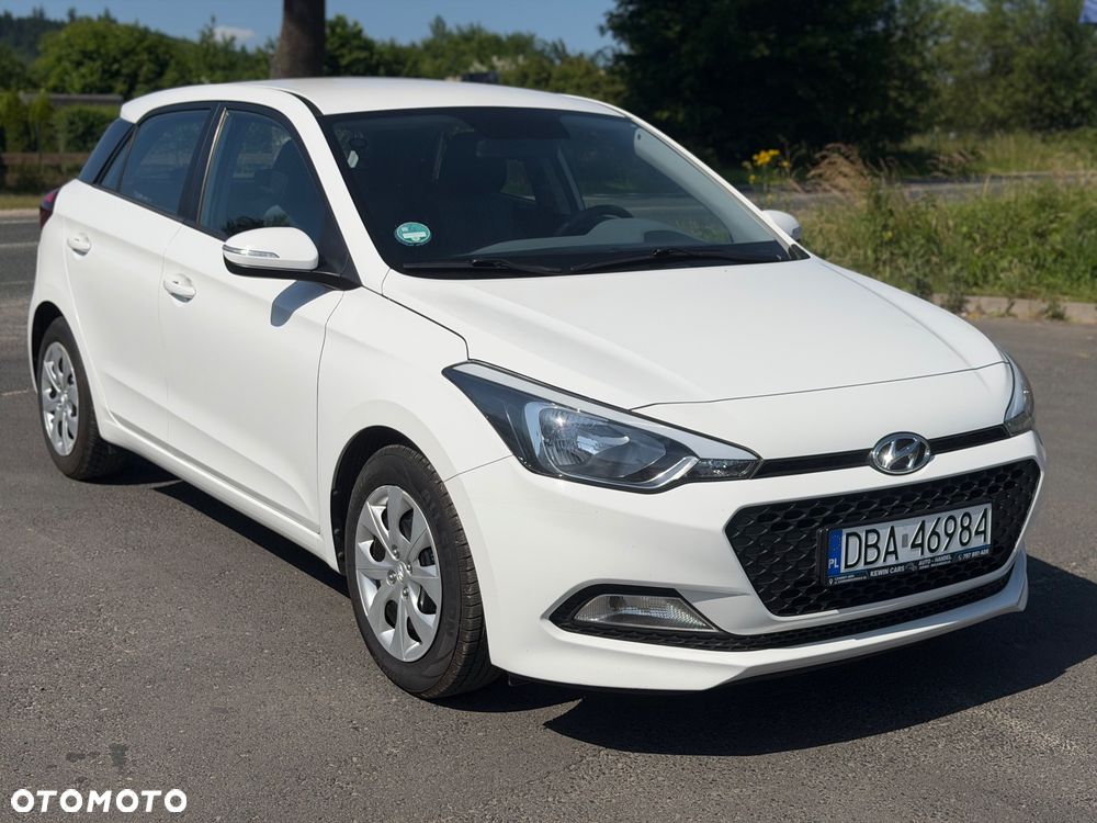 Hyundai i20 blue 1.2 Classic - 9