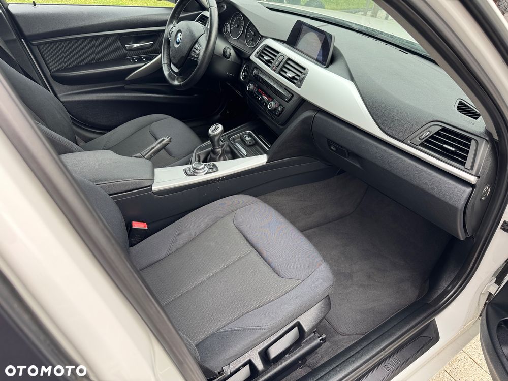 BMW Seria 3 316d Advantage - 25