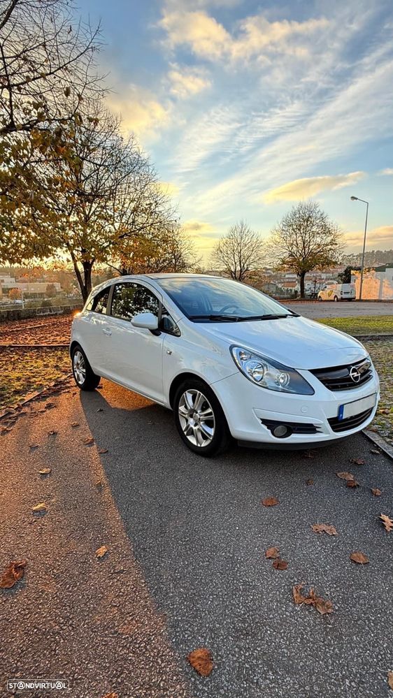Opel Corsa 1.3 CDTi Black Edition ecoFLEX - 2