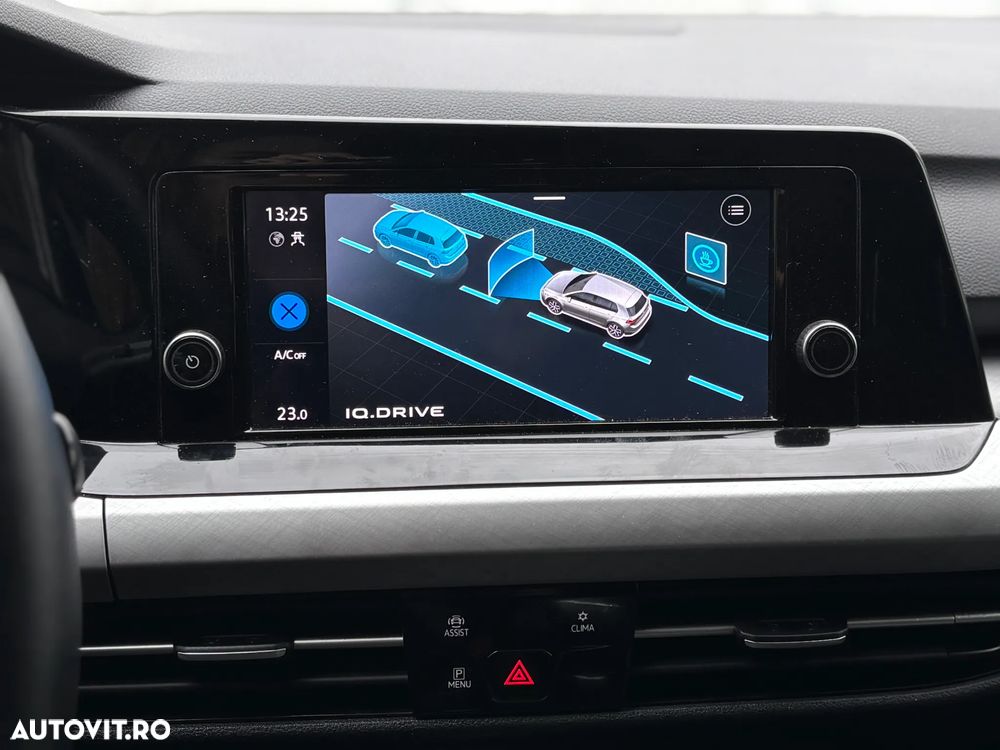 Volkswagen Golf 1.0 TSI Comfortline - 17