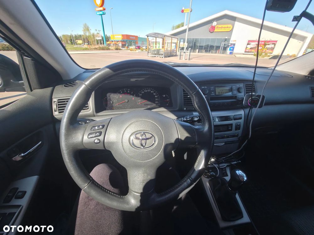 Toyota Corolla 1.4 VVT-i Edition - 9