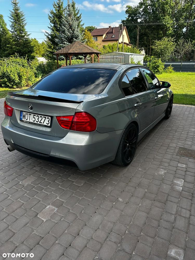 BMW Seria 3 320i - 13