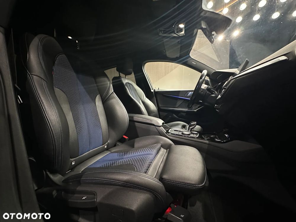 BMW Seria 2 218i M Sport - 10