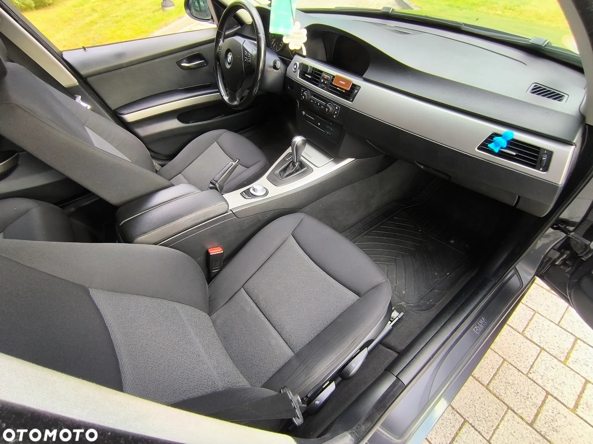 BMW Seria 3 - 12
