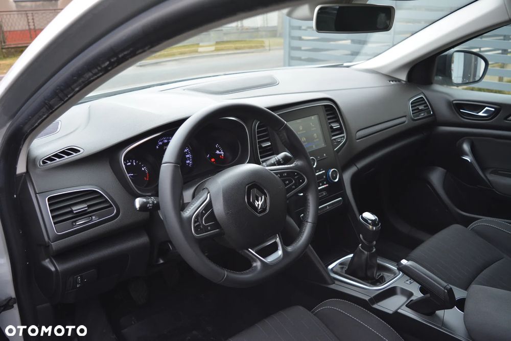 Renault Megane 1.5 Blue dCi Limited - 16