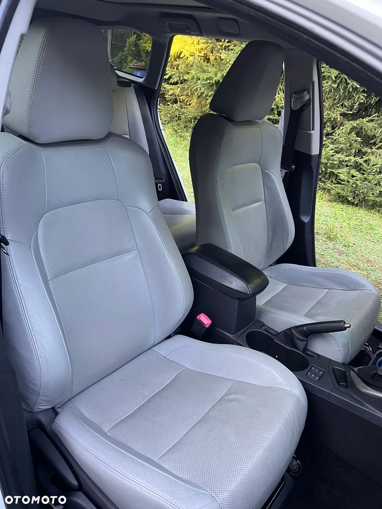 Toyota Auris 1.8 HSD Prestige NAVI - 12