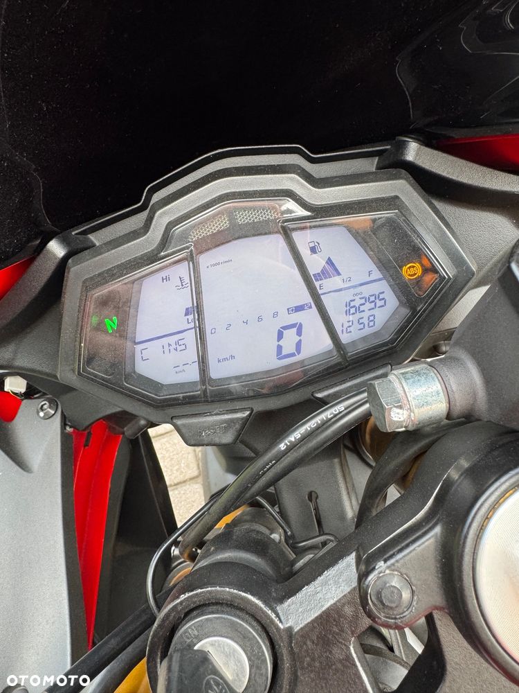 Yamaha R125 - 9
