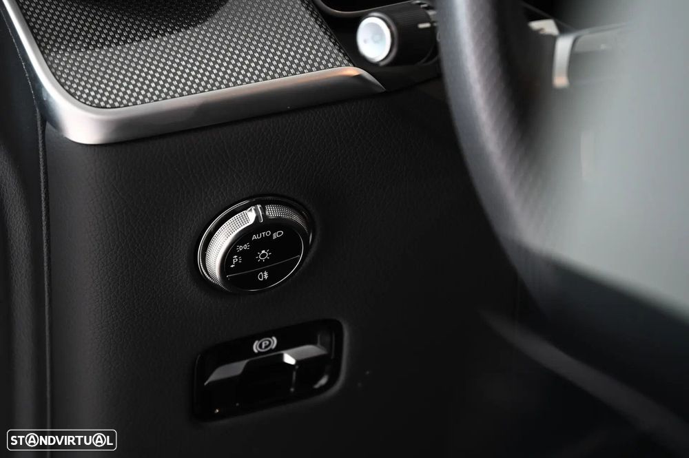 Mercedes-Benz GLC 300 de Coupe 4Matic - 30