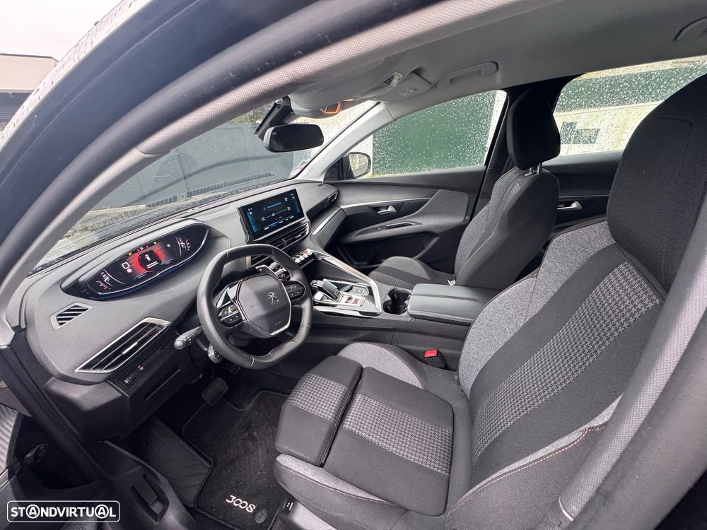 Peugeot 3008 1.2 PureTech Allure Pack EAT8 - 11