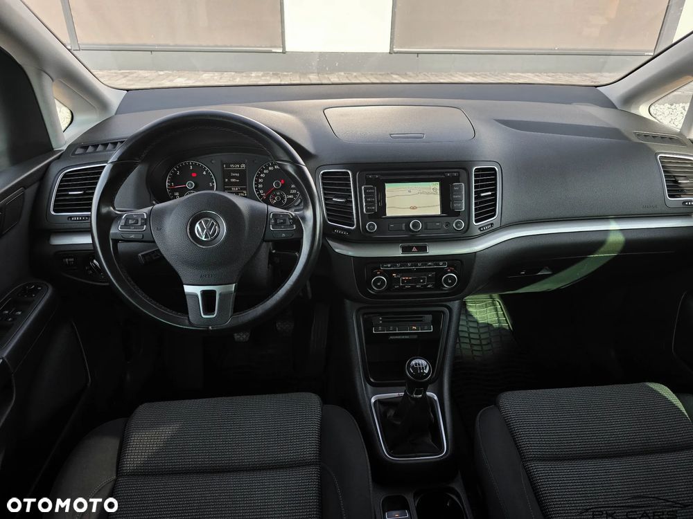 Volkswagen Sharan 2.0 TDI 4MOTION BlueMotion Technology Highline - 25