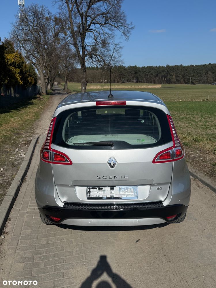 Renault Scenic dCi 110 EDC Paris - 5
