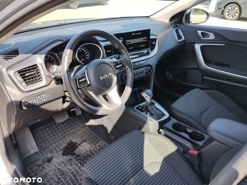 Kia Ceed 1.5 T-GDI M DCT - 10