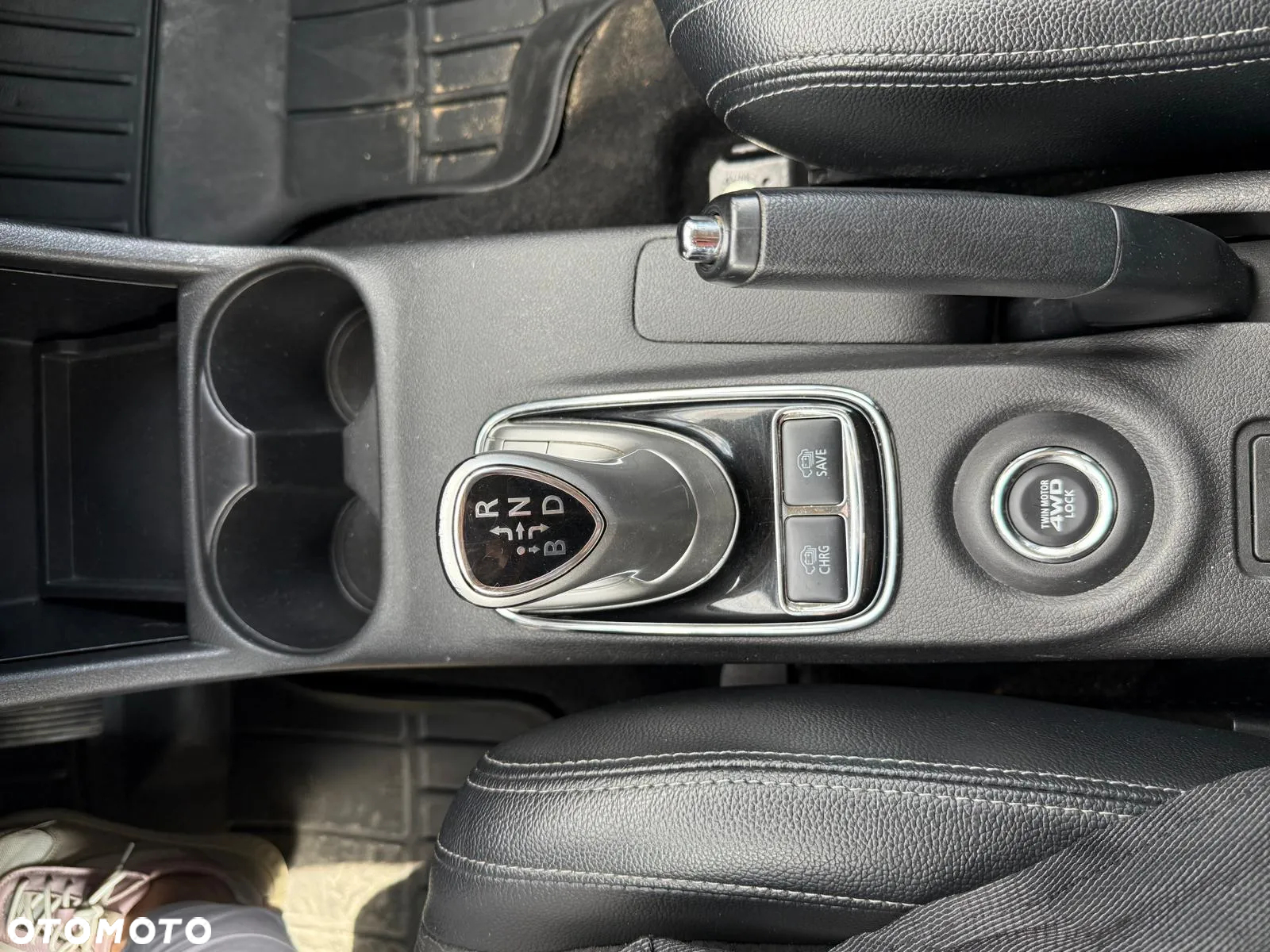 Mitsubishi Outlander PHEV Instyle NAVI - 18