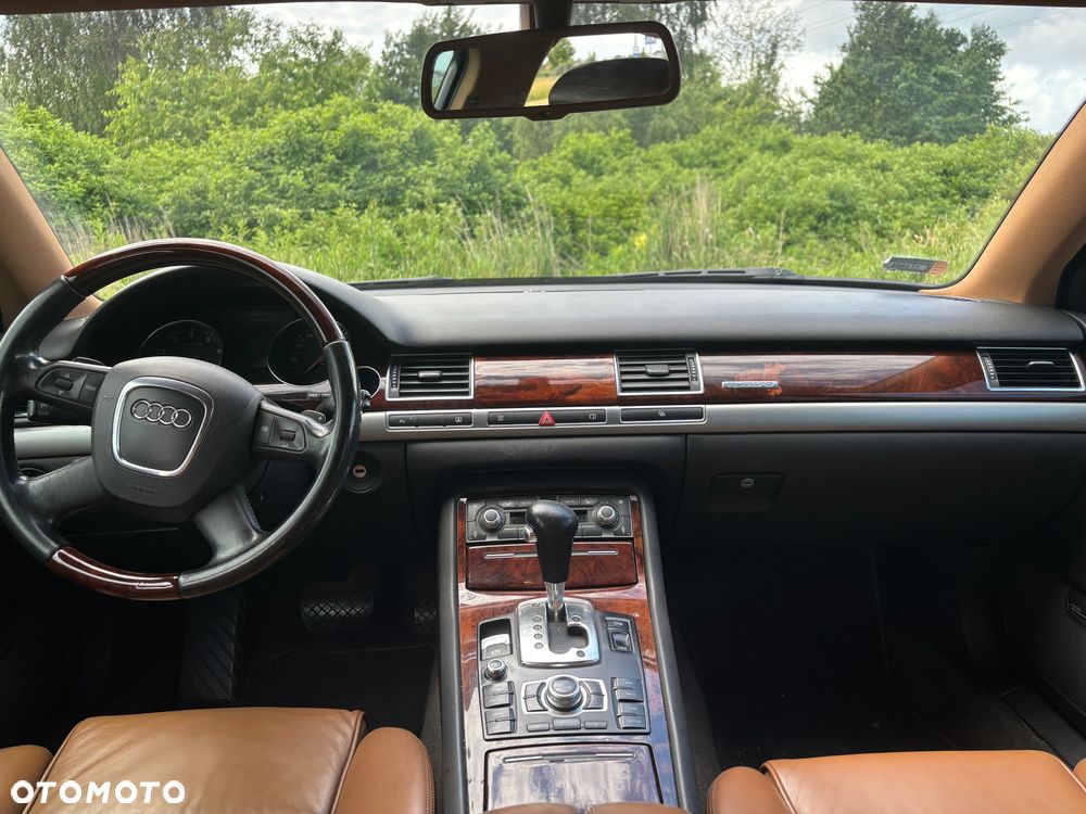Audi A8 - 3
