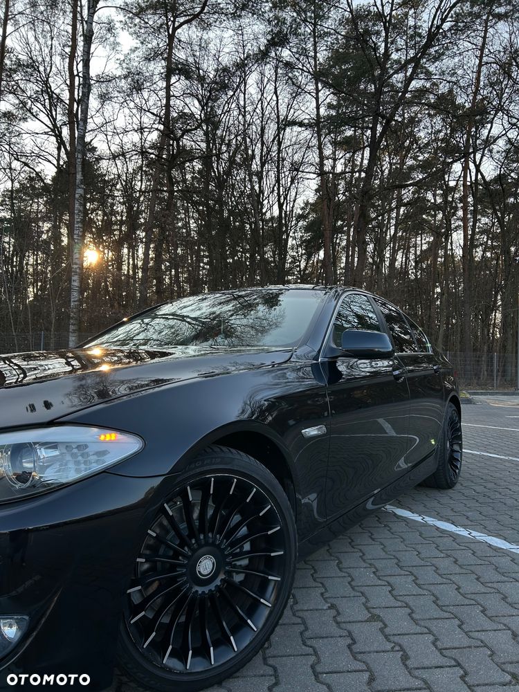 BMW Seria 5 520d - 11