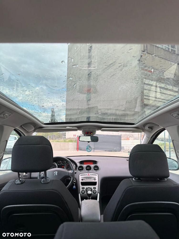 Peugeot 308 1.6 Premium - 8