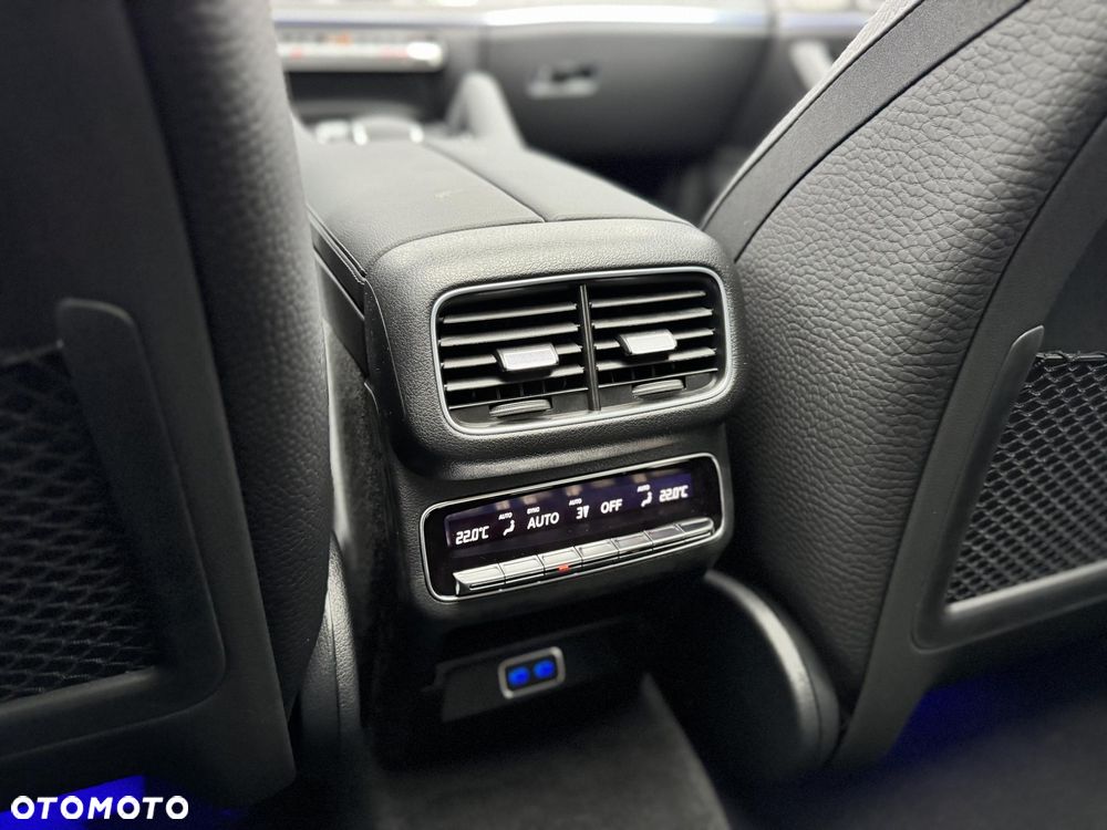 Mercedes-Benz GLE 300 d 4Matic 9G-TRONIC AMG Line Advanced Plus - 20