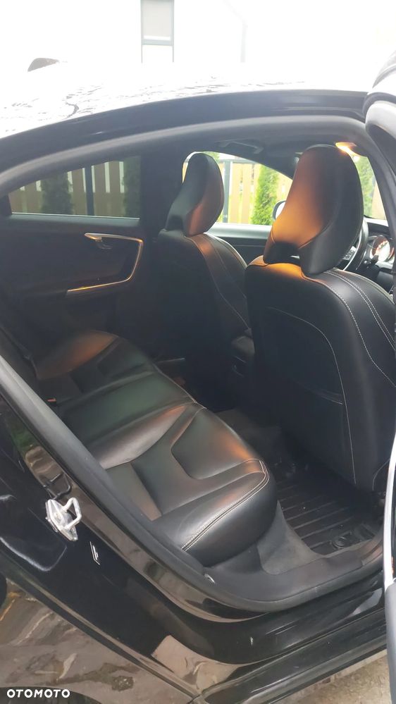 Volvo S60 - 18