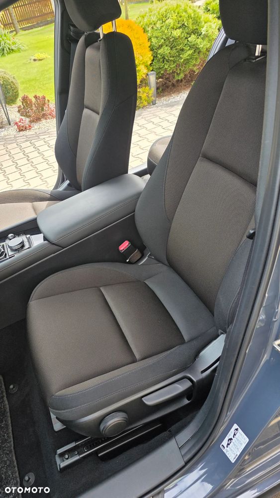 Mazda 3 SKYACTIV-G 120 Urban Limited - 10