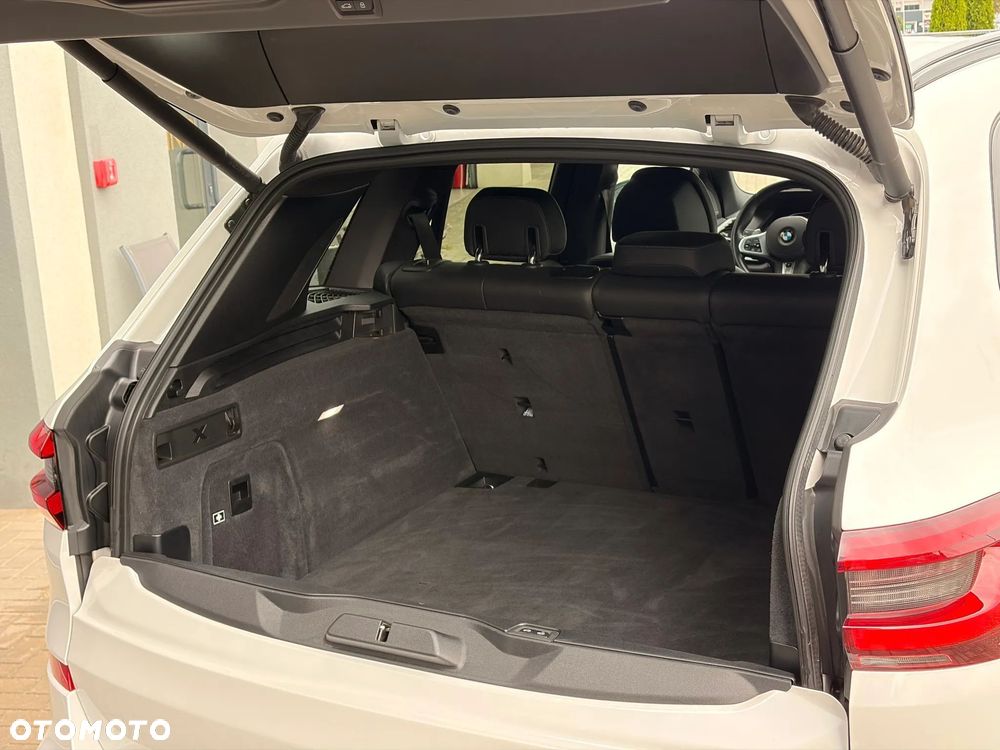 BMW X5 xDrive30d mHEV - 24