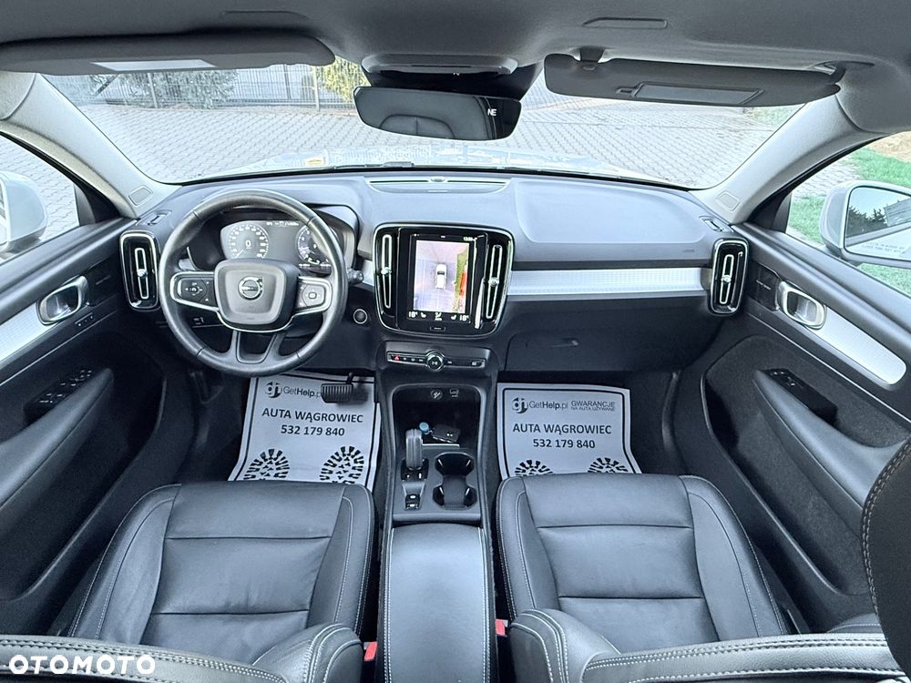 Volvo XC 40 T5 AWD Momentum Pro - 22