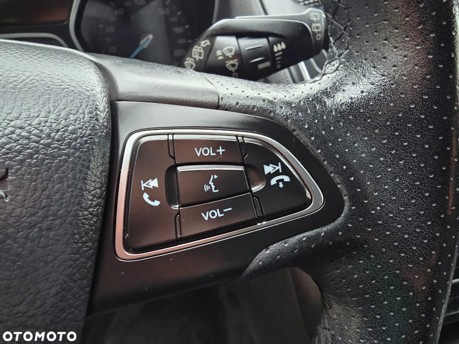 Ford Focus 1.5 EcoBoost Start-Stopp-System ST-Line - 19