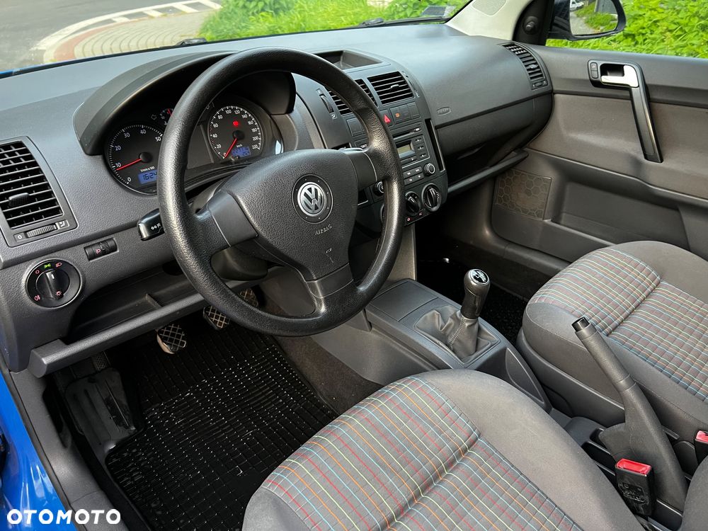 Volkswagen Polo - 4