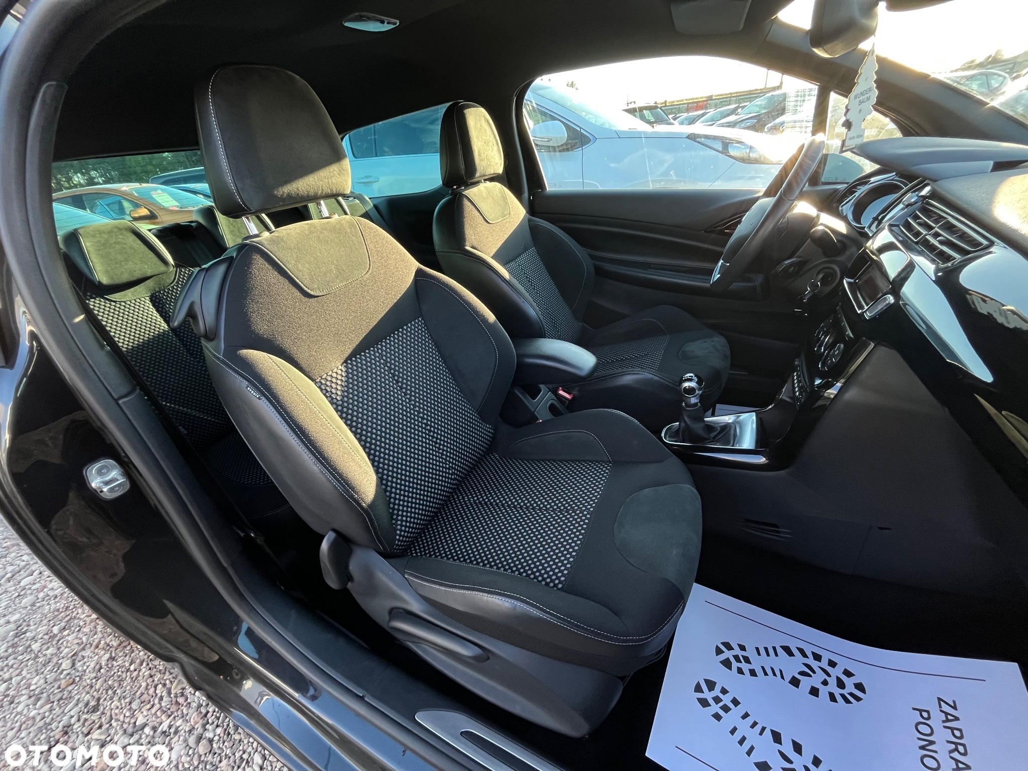 Citroën DS3 VTi 120 SoChic - 18