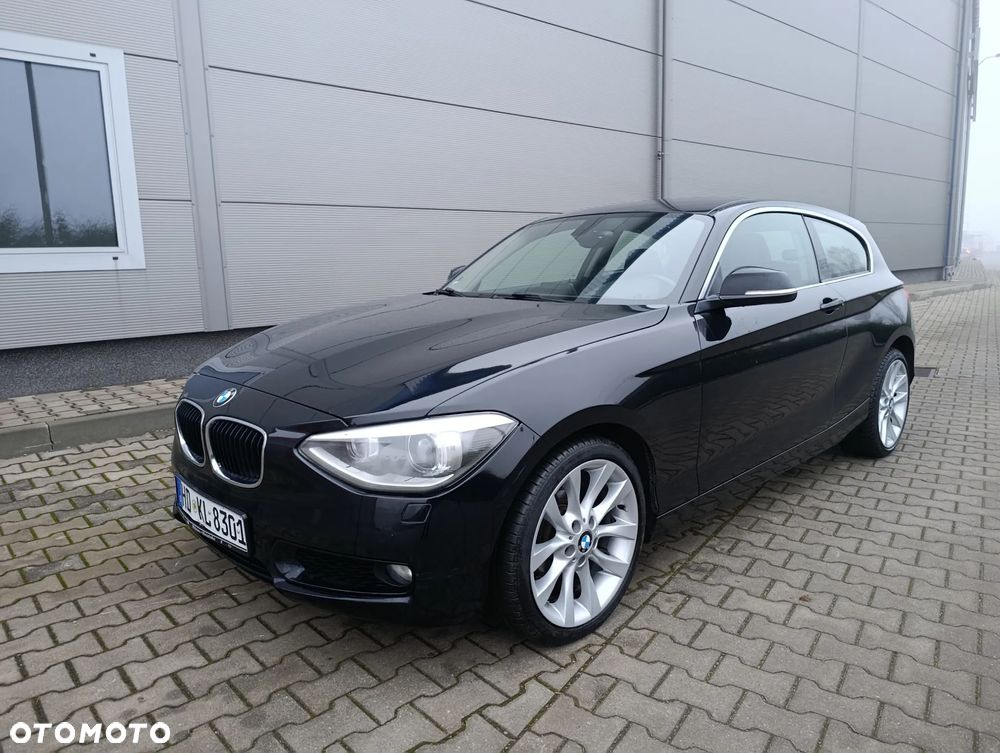 BMW Seria 1 118i Sport Line - 1