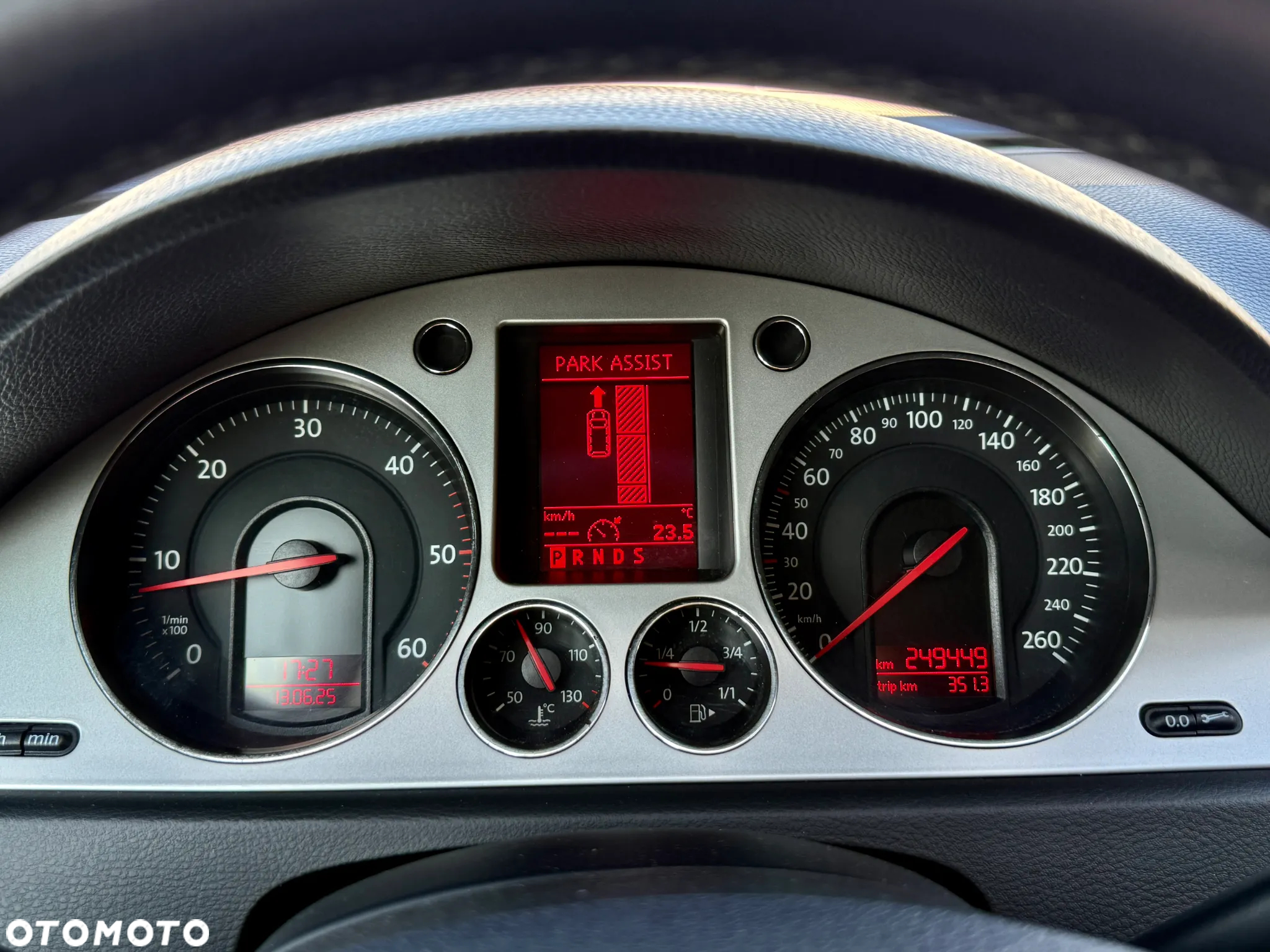 Volkswagen Passat 2.0 TDI Highline DSG - 14